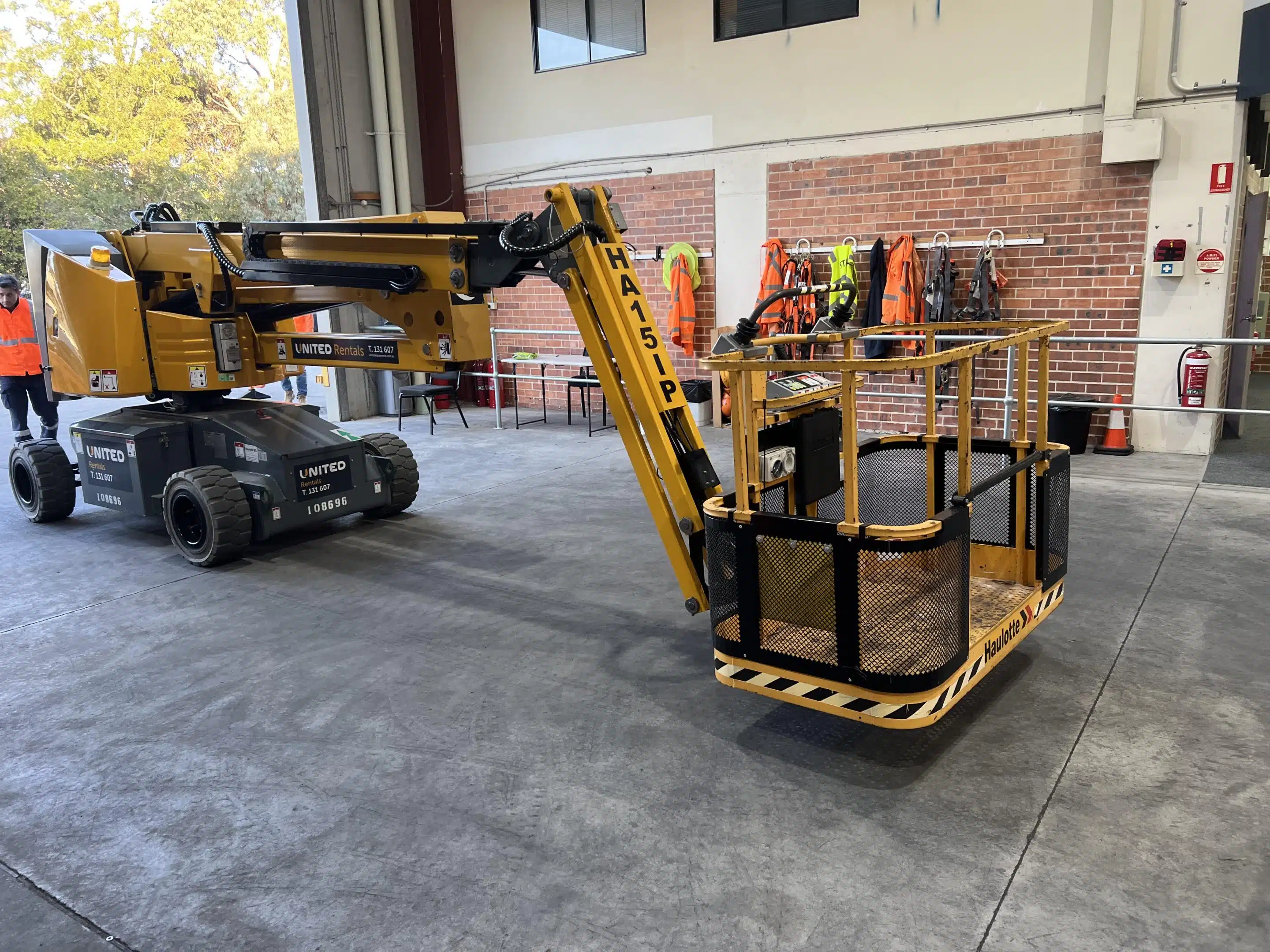 ewp.operator.labour.hire
